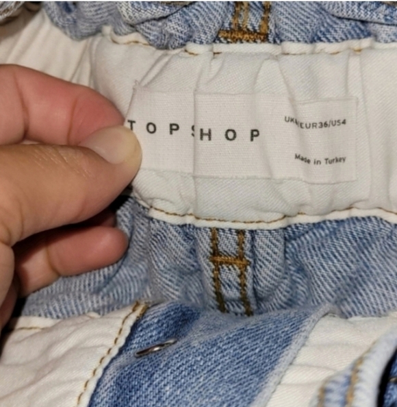 Topshop Women's Jean Paperbag High Waisted Shorts Size 4 - Picture 6 of 7